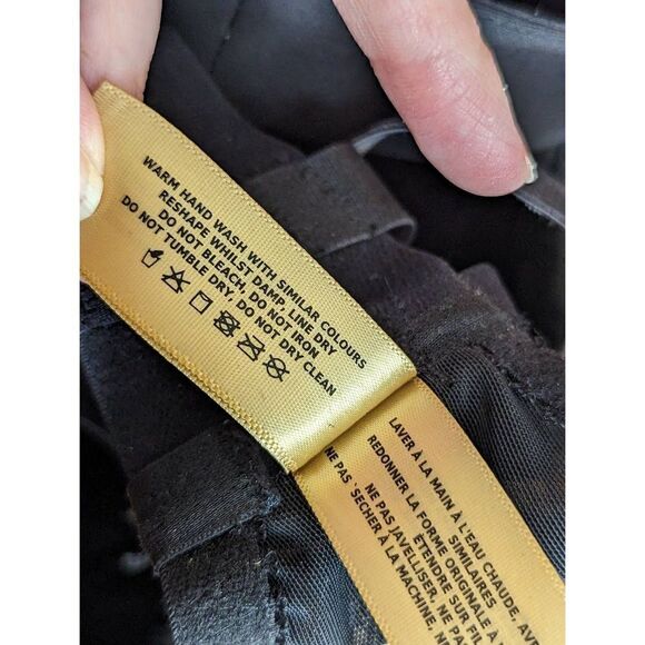 Dita Von Teese Women's Black Lace Velvet Straps Bra Size 34H - Picture 13 of 15